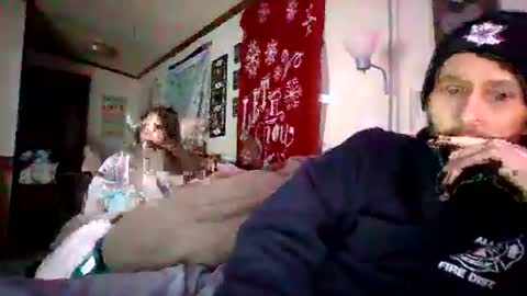 Snapshot of theycallmemellowthebreeze chatting on 01.05.25 mellow online show from 01.05.25