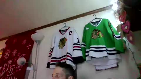 Snapshot of theycallmemellowthebreeze chatting on 01.29.25 mellow online show from 01.29.25