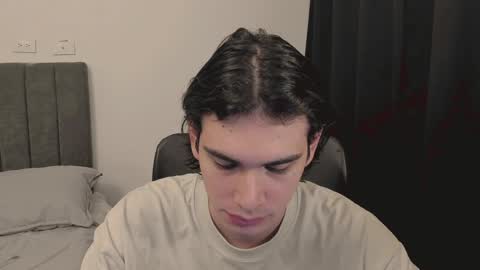 thiaan__ online show from 01.01.25