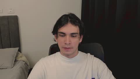 thiaan__ online show from 01.12.25