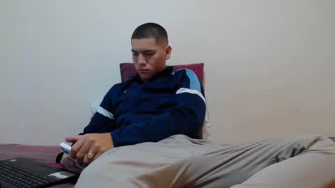 Thiago independent model online show from 12.16.24