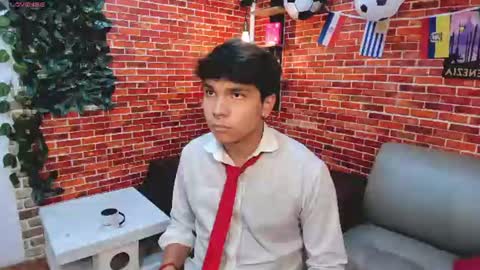 Snapshot of thiago_kozak chatting on 07.06.26 thiago online show from 07.06.26