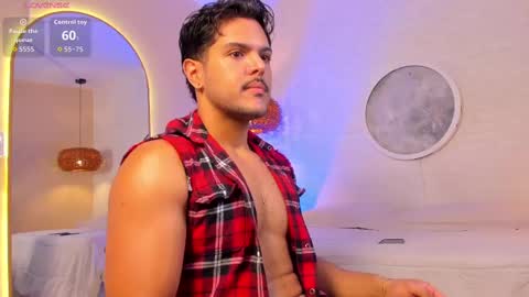 Snapshot of thiago_mercer chatting on 10.10.25 Thiago online show from 10.10.25