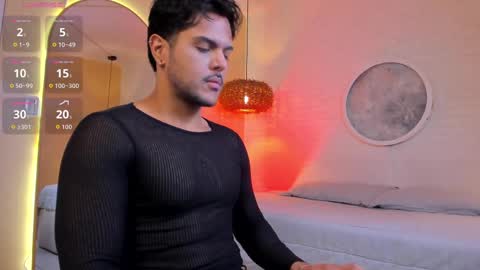 Snapshot of thiago_mercer chatting on 10.14.25 Thiago online show from 10.14.25