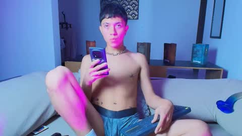 Snapshot of thiago_n_sam chatting on 09.15.25 thiago_n_sam online show from 09.15.25