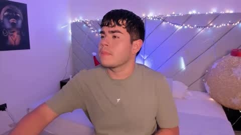 Snapshot of thiago_occonor chatting on 11.19.25 thiago_occonor online show from 11.19.25