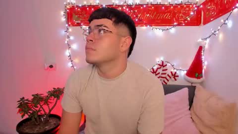 Snapshot of thiago_occonor chatting on 11.24.25 thiago_occonor online show from 11.24.25