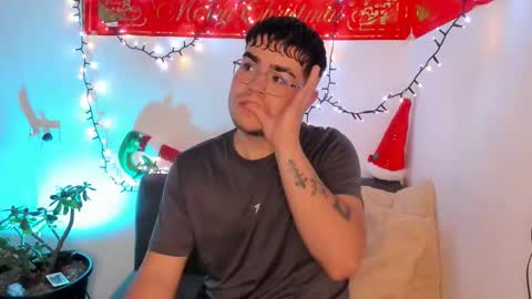 Snapshot of thiago_occonor chatting on 11.27.25 thiago_occonor online show from 11.27.25