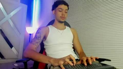 Snapshot of thiago_preston chatting on 06.14.26 Thiago online show from 06.14.26