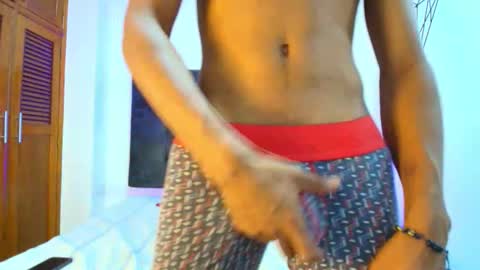 Snapshot of thiago_vegaa chatting on 10.30.25    online show from 10.30.25