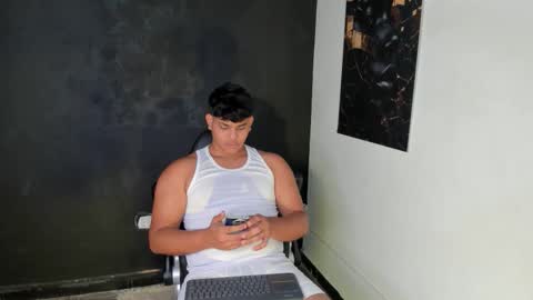 thiago_vibes212 online show from 02.28.26