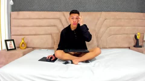 Thiago   online show from 07.03.26
