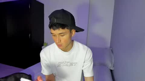 Thiago Wells online show from 10.10.25