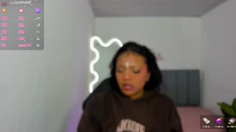  thiana  online show from 10.23.25