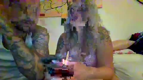 Snapshot of thiccthicc13 chatting on 09.15.25 thiccthicc13 online show from 09.15.25