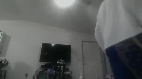 Snapshot of thiccthicc13 chatting on 10.04.25 thiccthicc13 online show from 10.04.25