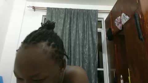 Snapshot of thick_jojo chatting on 12.02.24 Call me Taliee online show from 12.02.24