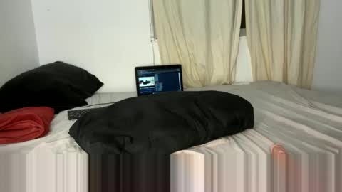 Snapshot of thick_jojo chatting on 01.27.25 Call me Taliee online show from 01.27.25