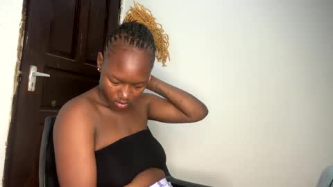 Snapshot of thick_jojo chatting on 02.03.25 Call me Taliee online show from 02.03.25