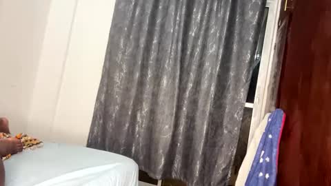 Snapshot of thick_jojo chatting on 02.15.25 Call me Taliee online show from 02.15.25