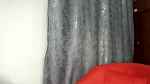 Snapshot of thick_jojo chatting on 11.17.25 Call me Taliee online show from 11.17.25