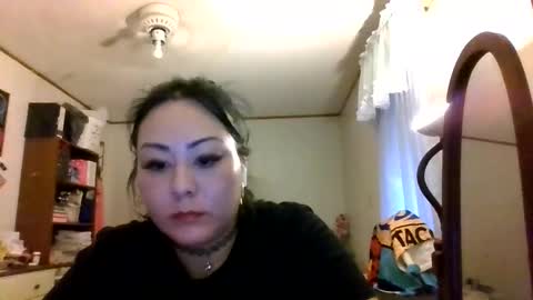 Snapshot of thickassazn93 chatting on 10.23.25 thickassazn93 online show from 10.23.25