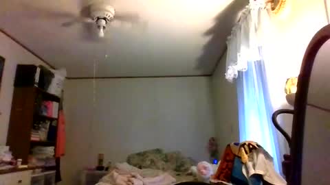 Snapshot of thickassazn93 chatting on 11.03.25 thickassazn93 online show from 11.03.25