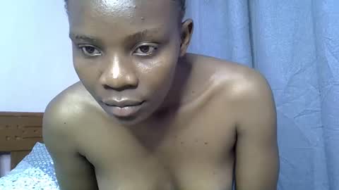 Snapshot of thickbarbie_ chatting on 11.20.25 Xtine online show from 11.20.25