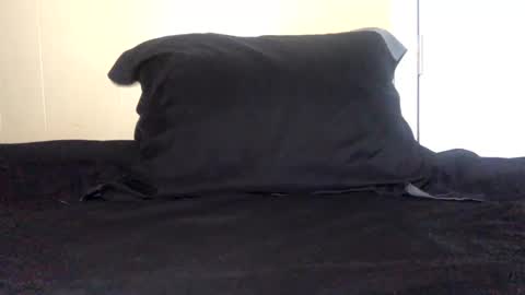 Snapshot of thickcockblacklightskin chatting on 09.11.25 Mr. Perfect Dick online show from 09.11.25