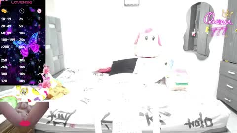 Snapshot of thickebonymilf chatting on 04.24.26 XIOMARA online show from 04.24.26