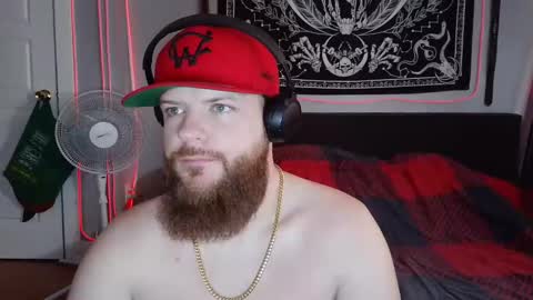 ThickHandsomeMan online show from 12.31.24