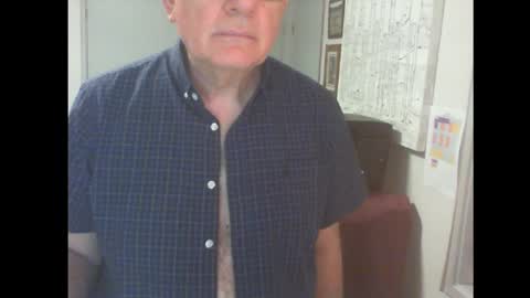 Snapshot of thickmelnik chatting on 02.07.25 James online show from 02.07.25