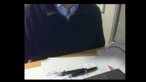 Snapshot of thickmelnik chatting on 11.11.25 James online show from 11.11.25