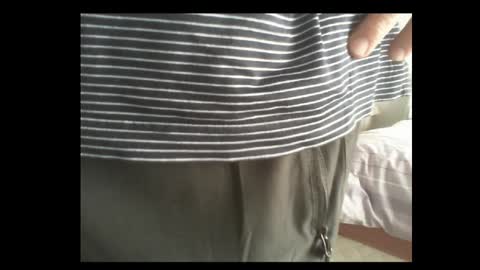 Snapshot of thickmelnik chatting on 11.16.25 James online show from 11.16.25