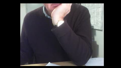 Snapshot of thickmelnik chatting on 11.16.25 James online show from 11.16.25