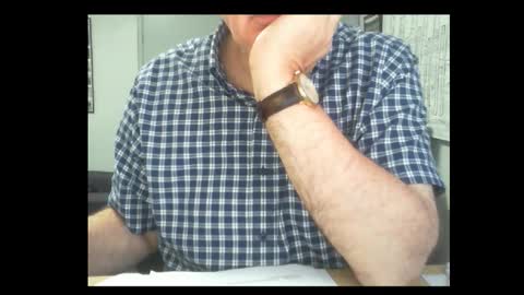 Snapshot of thickmelnik chatting on 11.28.25 James online show from 11.28.25