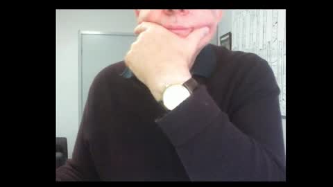 Snapshot of thickmelnik chatting on 12.01.25 James online show from 12.01.25