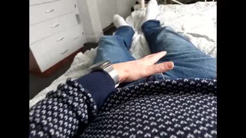 Snapshot of thicksingarters chatting on 12.25.24 thicksingarters online show from 12.25.24