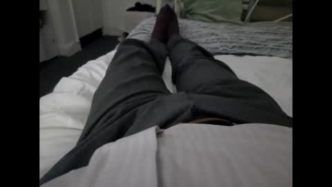 Snapshot of thicksingarters chatting on 10.23.25 thicksingarters online show from 10.23.25