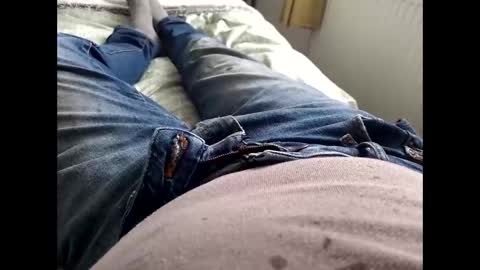 Snapshot of thicksingarters chatting on 11.08.25 thicksingarters online show from 11.08.25