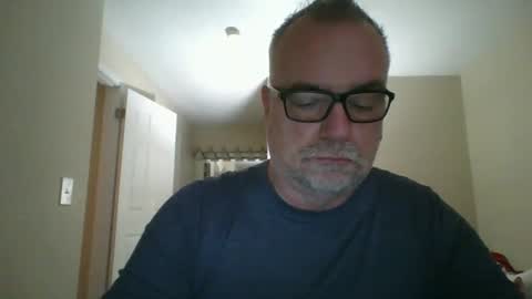 Snapshot of thickwhiteload chatting on 02.11.25 thickwhiteload online show from 02.11.25