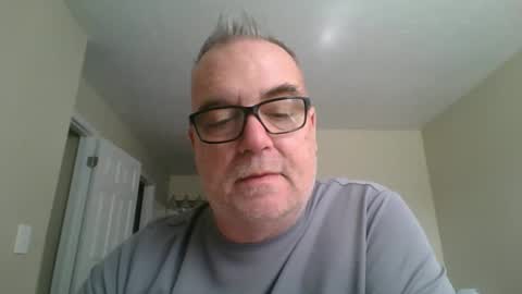 Snapshot of thickwhiteload chatting on 09.10.25 thickwhiteload online show from 09.10.25