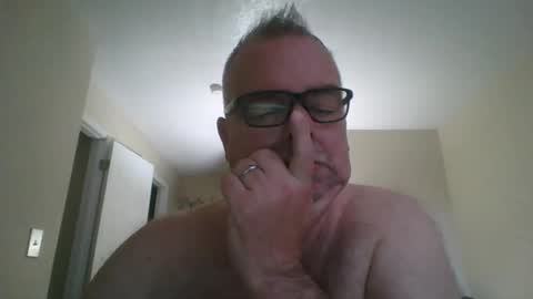 Snapshot of thickwhiteload chatting on 10.22.25 thickwhiteload online show from 10.22.25