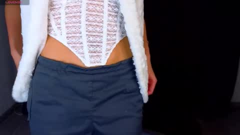 Snapshot of thief_of_hearts_ chatting on 10.04.25 thief_of_hearts_ online show from 10.04.25