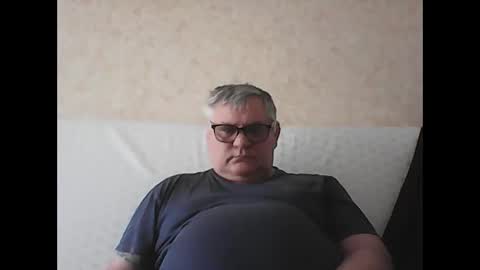 Snapshot of thierrysymp chatting on 12.26.24 Thierrysymp online show from 12.26.24