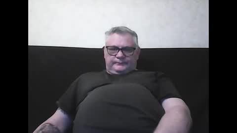 Snapshot of thierrysymp chatting on 02.25.25 Thierrysymp online show from 02.25.25