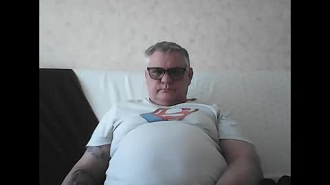 Snapshot of thierrysymp chatting on 03.06.25 Thierrysymp online show from 03.06.25