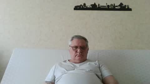 Thierrysymp online show from 04.05.26