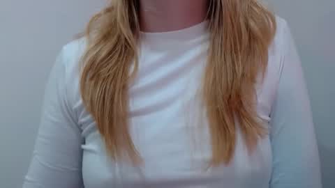 sara online show from 10.17.25