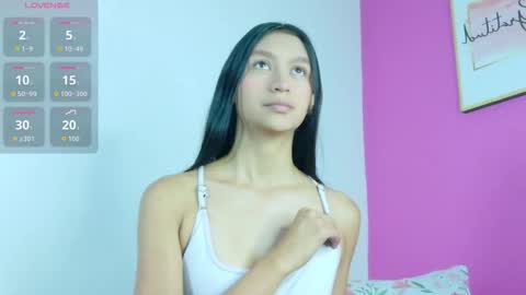 Snapshot of thin_eva chatting on 02.12.26 Eva online show from 02.12.26